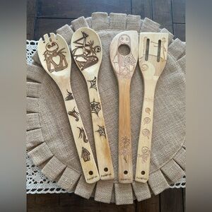 Nightmare Before Christmas Engraved Wooden Kitchen Utensils Set